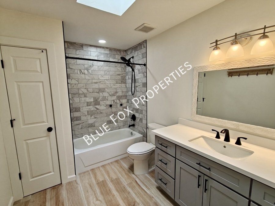 5440 W Placita De La Promesa property image