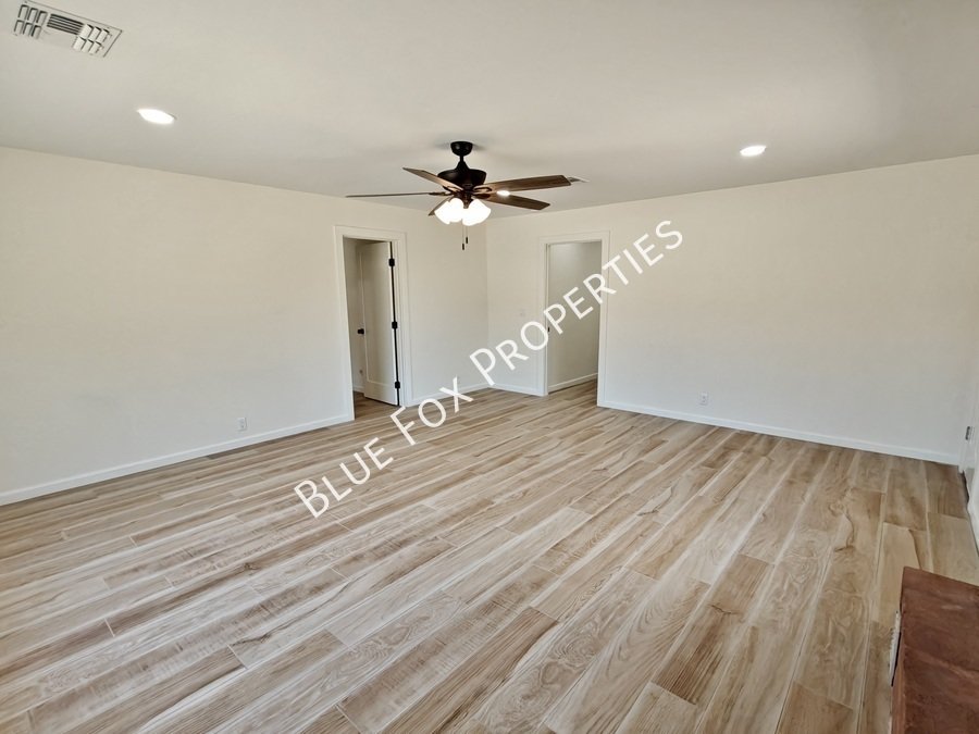 5440 W Placita De La Promesa property image