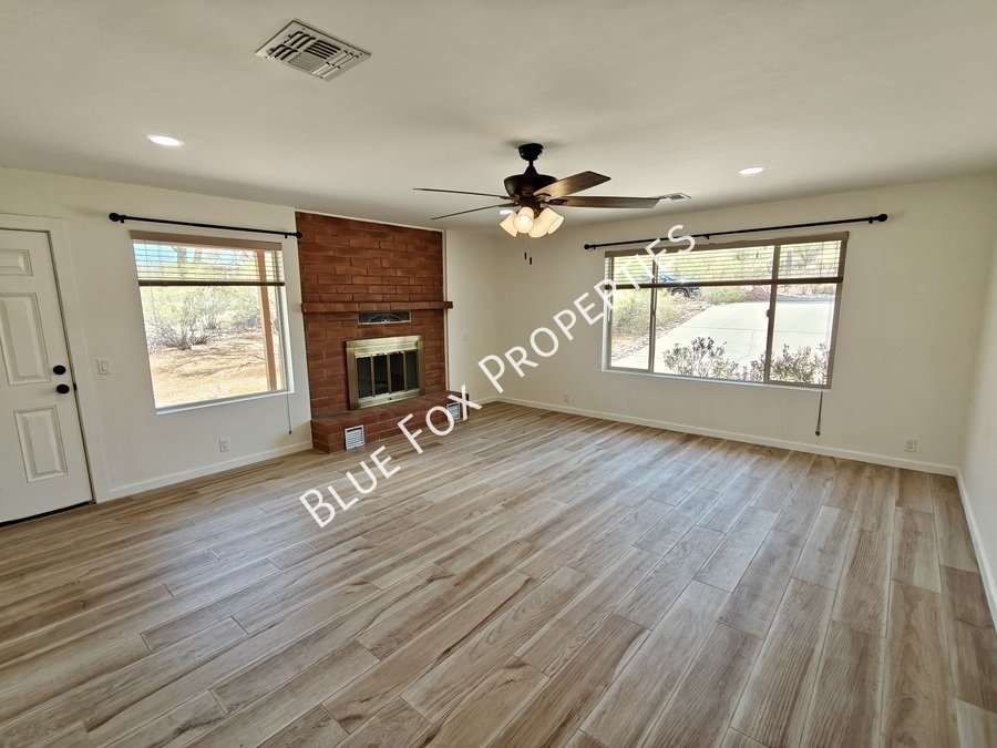 5440 W Placita De La Promesa property image