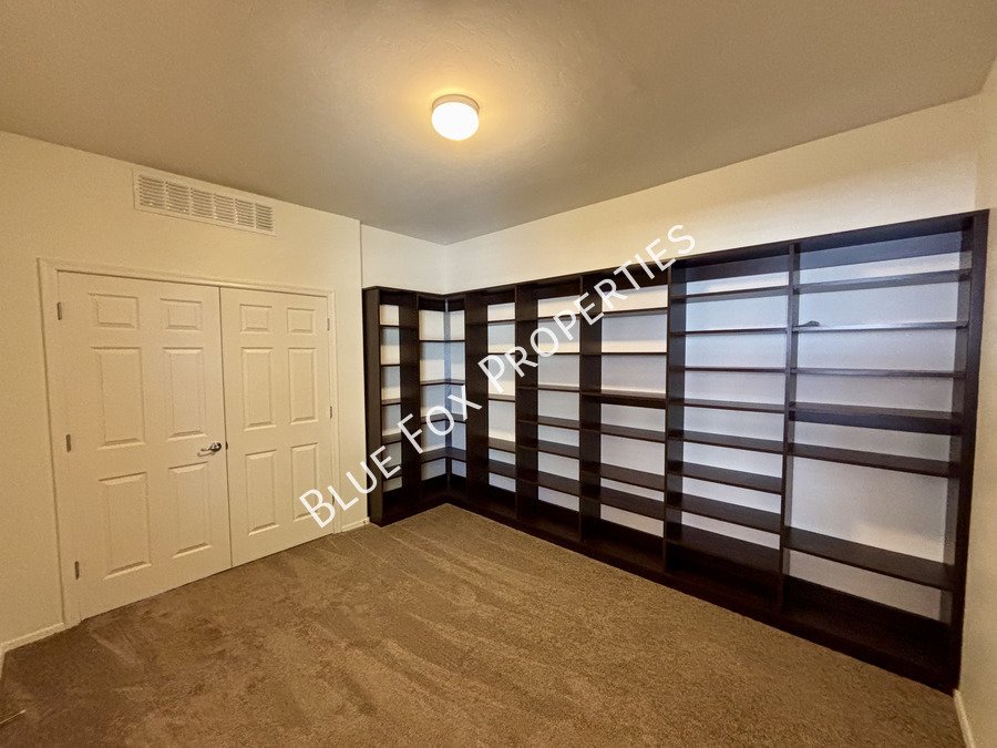9906 North Niobrara Way property image