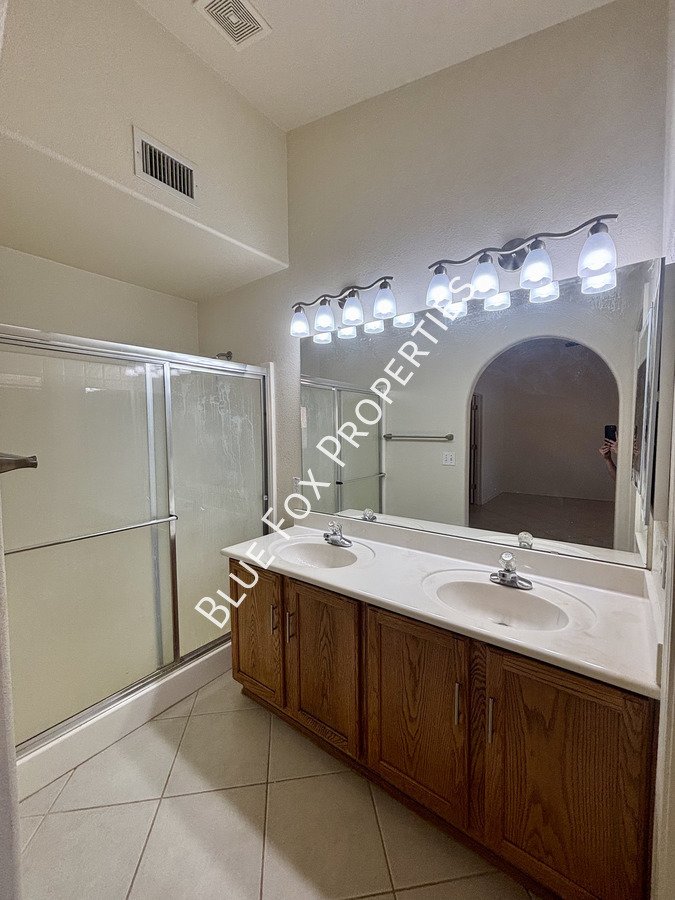 9712 East Paseo Juan Tabo property image