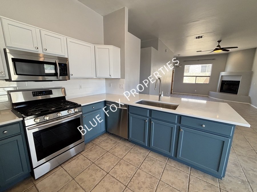 3715 S Escalante Oasis Place property image