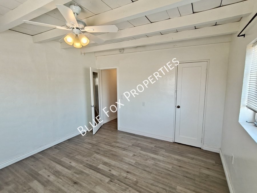 2233 N Isabel Blvd property image