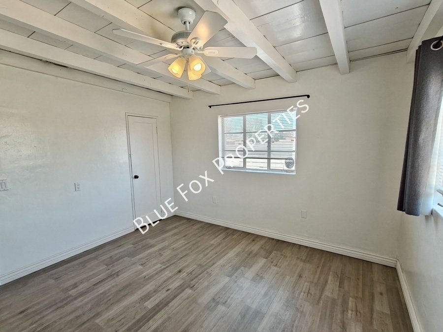 2233 N Isabel Blvd property image