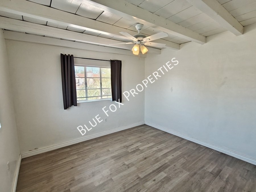 2233 N Isabel Blvd property image