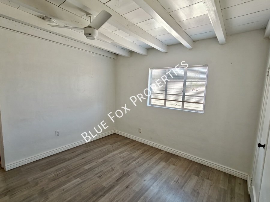 2233 N Isabel Blvd property image