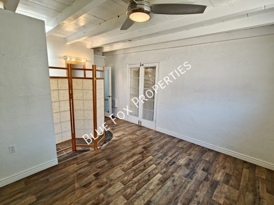 2233 N Isabel Blvd property image