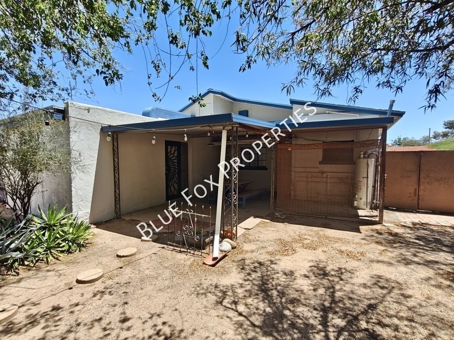 2233 N Isabel Blvd property image