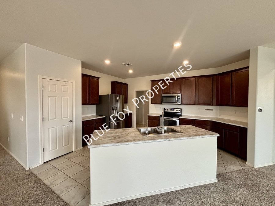 8518 W Pelican Place property image