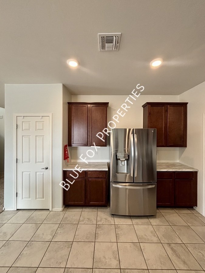 8518 W Pelican Place property image