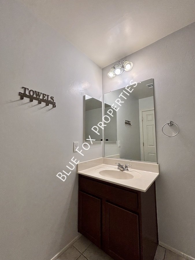 8518 W Pelican Place property image