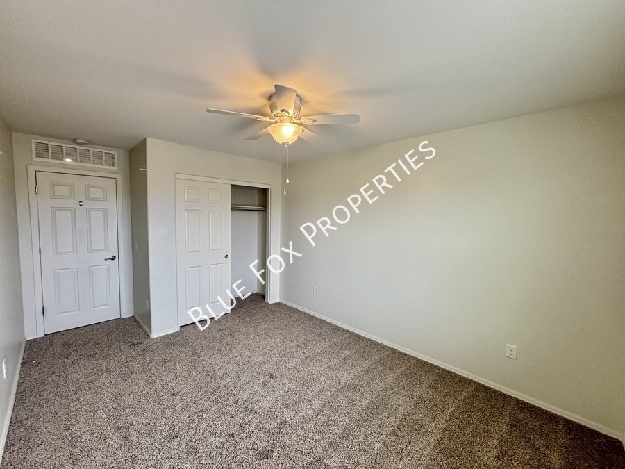 8518 W Pelican Place property image