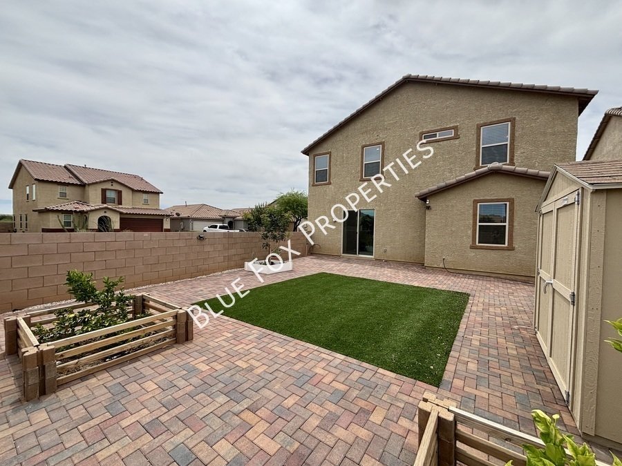 8518 W Pelican Place property image