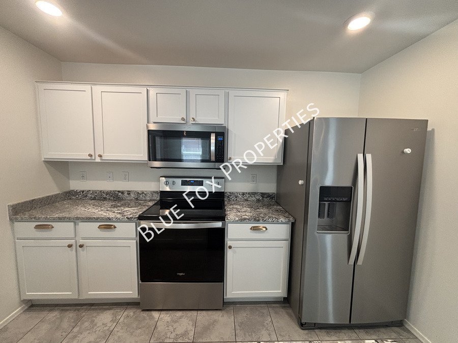 98 E Manor View Road property image