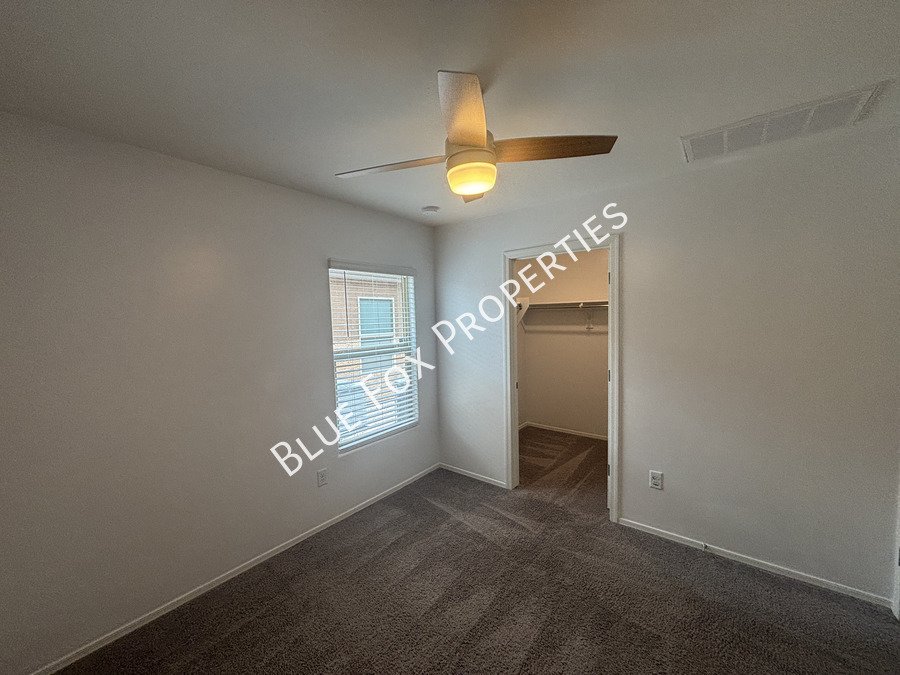 98 E Manor View Road property image