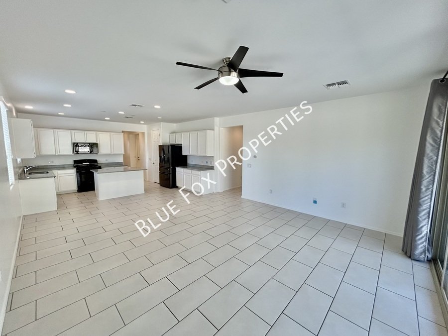 Coming June 15th! 7214 S Via Tierra Mesa property image