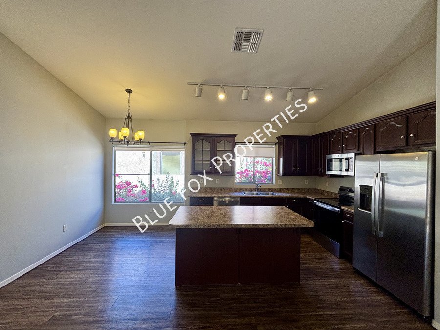308 East Camino Limon Verde property image
