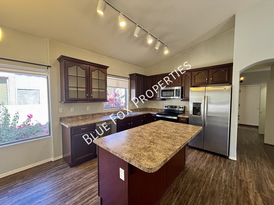 308 East Camino Limon Verde property image