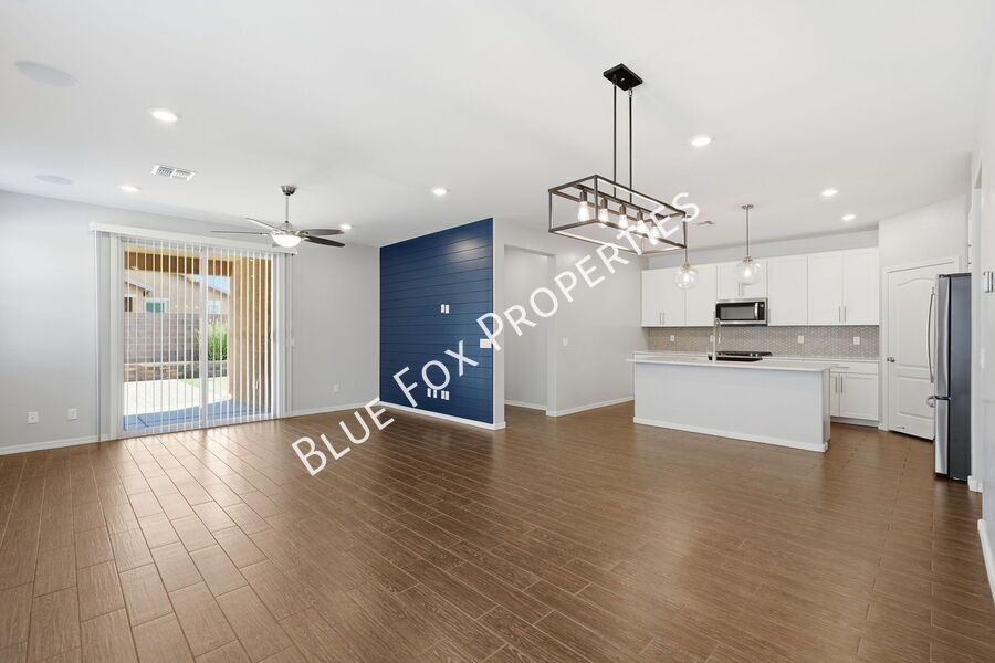 8670 North Genoa Court property image