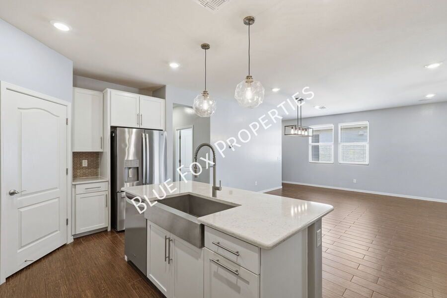 8670 North Genoa Court property image