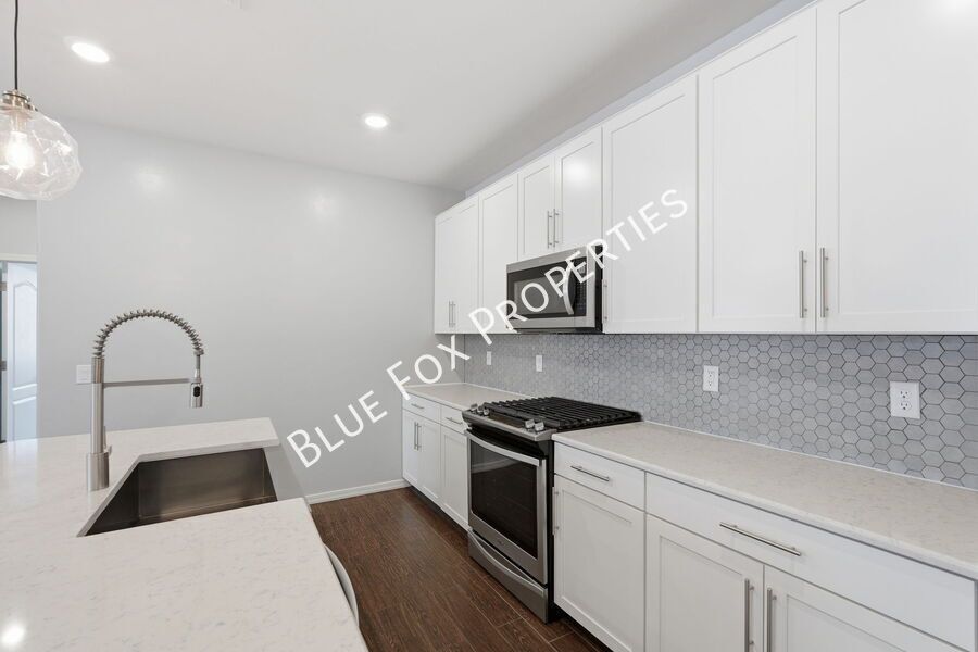 8670 North Genoa Court property image