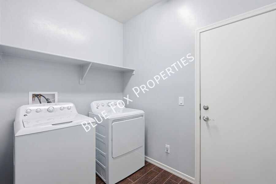 8670 North Genoa Court property image