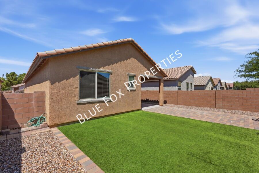 8670 North Genoa Court property image