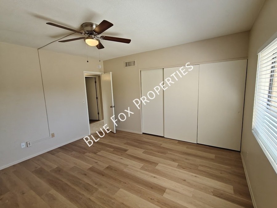 8305 N Midnight Way property image