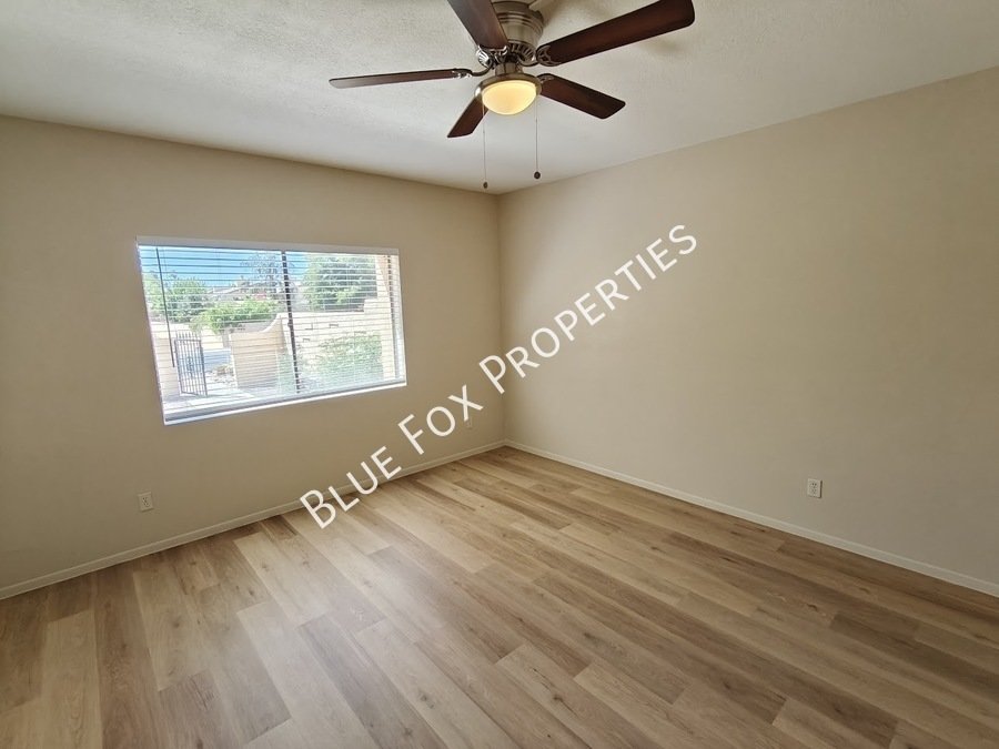 8305 N Midnight Way property image