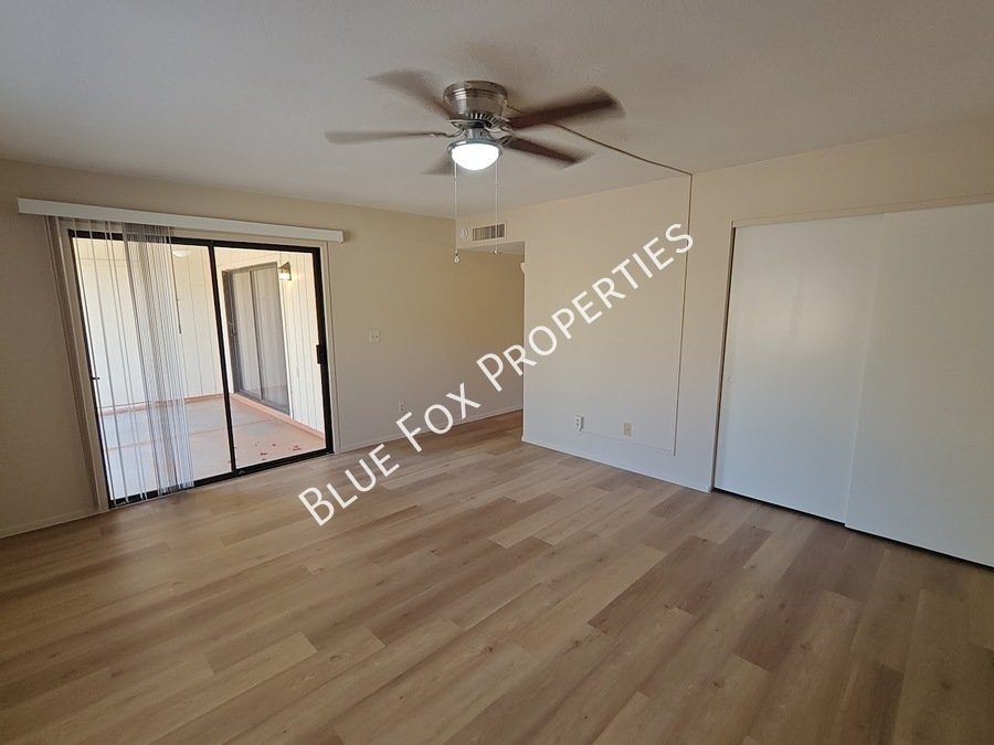 8305 N Midnight Way property image