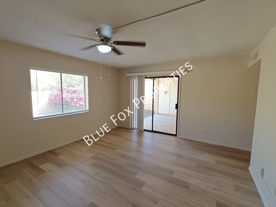 8305 N Midnight Way property image