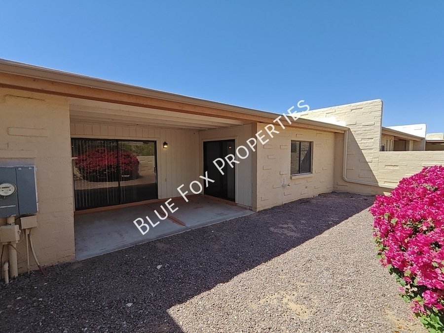 8305 N Midnight Way property image