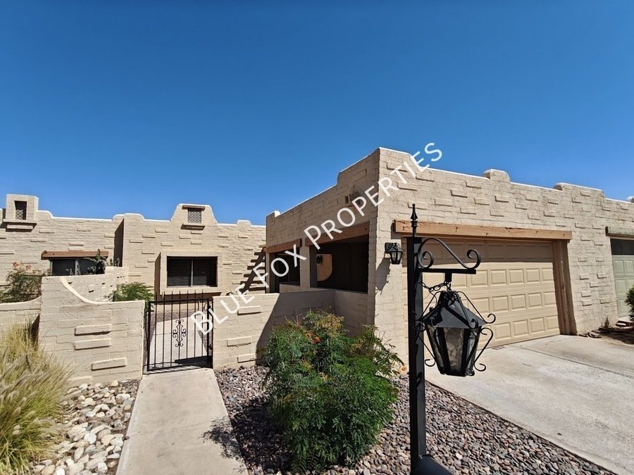 8305 N Midnight Way property image