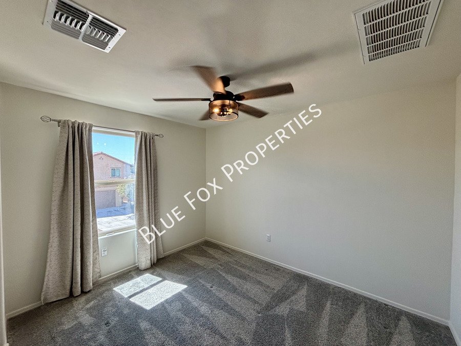 6217 North Saguaro Post Place property image
