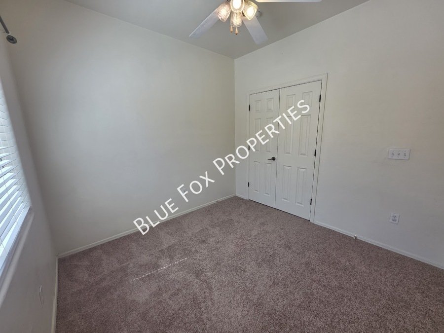 3 bed, 2.5 bath home, located close to schools, shopping and more! Peaceful neighborhood property image