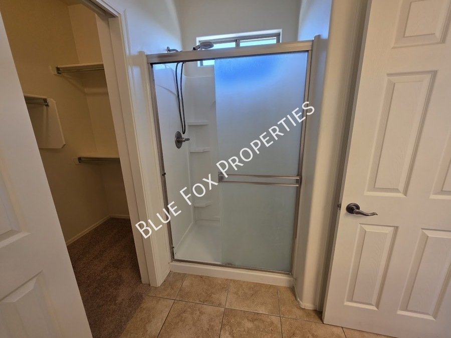 3 bed, 2.5 bath home, located close to schools, shopping and more! Peaceful neighborhood property image