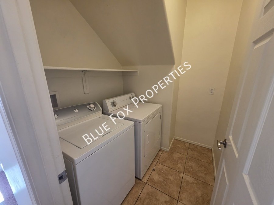 3 bed, 2.5 bath home, located close to schools, shopping and more! Peaceful neighborhood property image