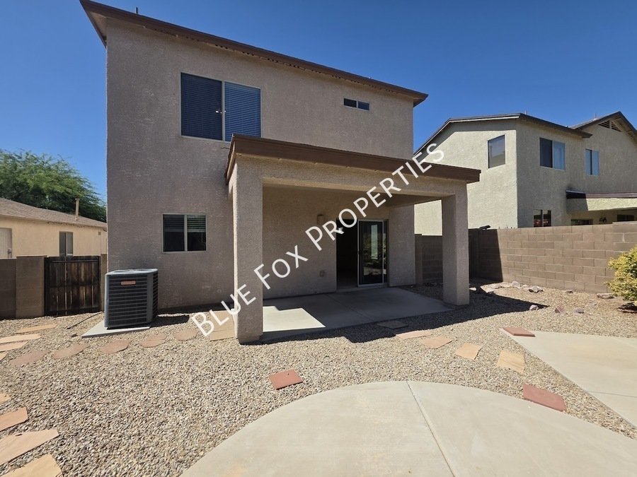 3 bed, 2.5 bath home, located close to schools, shopping and more! Peaceful neighborhood property image