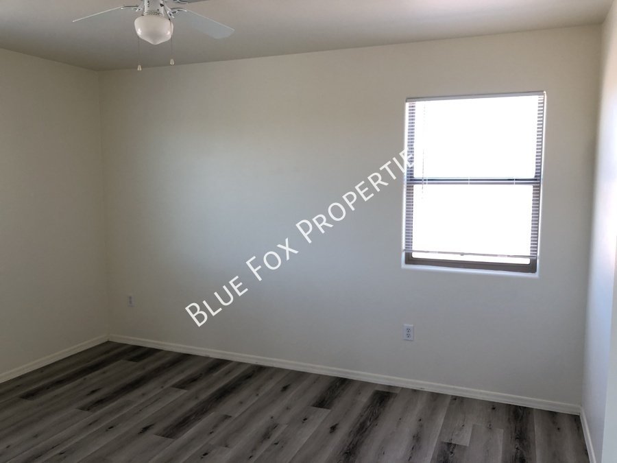 Massive 3 bd, 2-story home with loft! property image