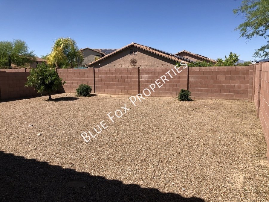 Massive 3 bd, 2-story home with loft! property image