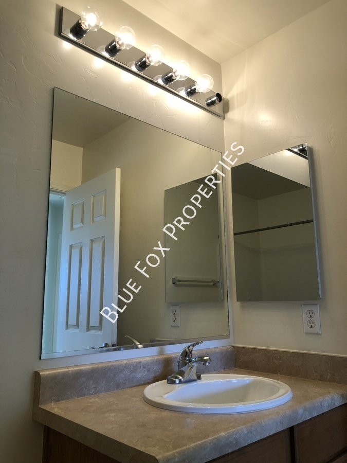 Massive 3 bd, 2-story home with loft! property image