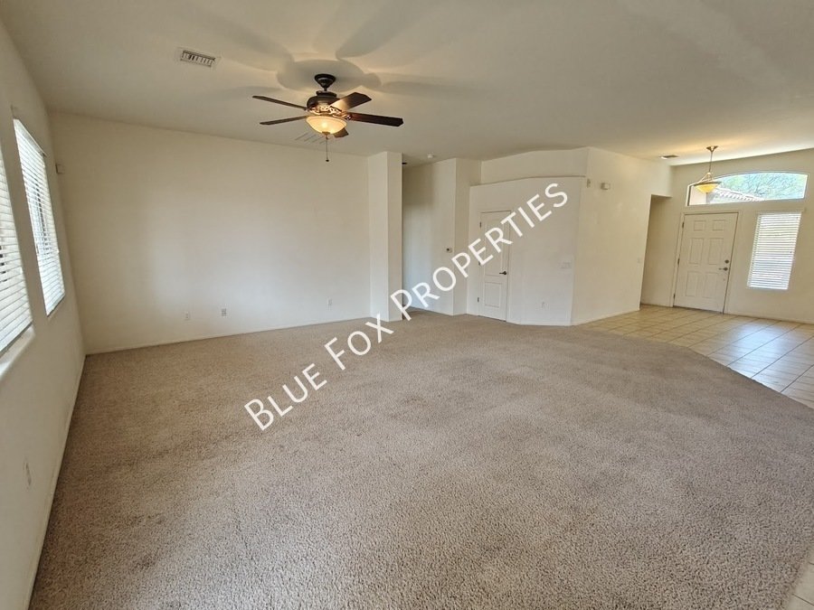 Gorgeous home in Sahuarita, enjoy all of the amenities the community has to offer! property image
