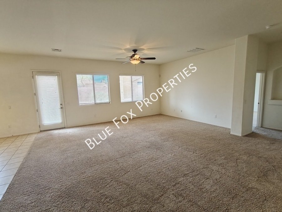 Gorgeous home in Sahuarita, enjoy all of the amenities the community has to offer! property image