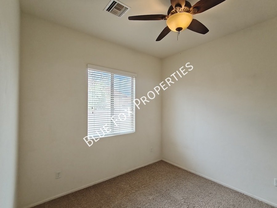 Gorgeous home in Sahuarita, enjoy all of the amenities the community has to offer! property image