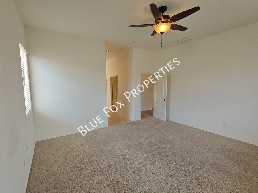 Gorgeous home in Sahuarita, enjoy all of the amenities the community has to offer! property image