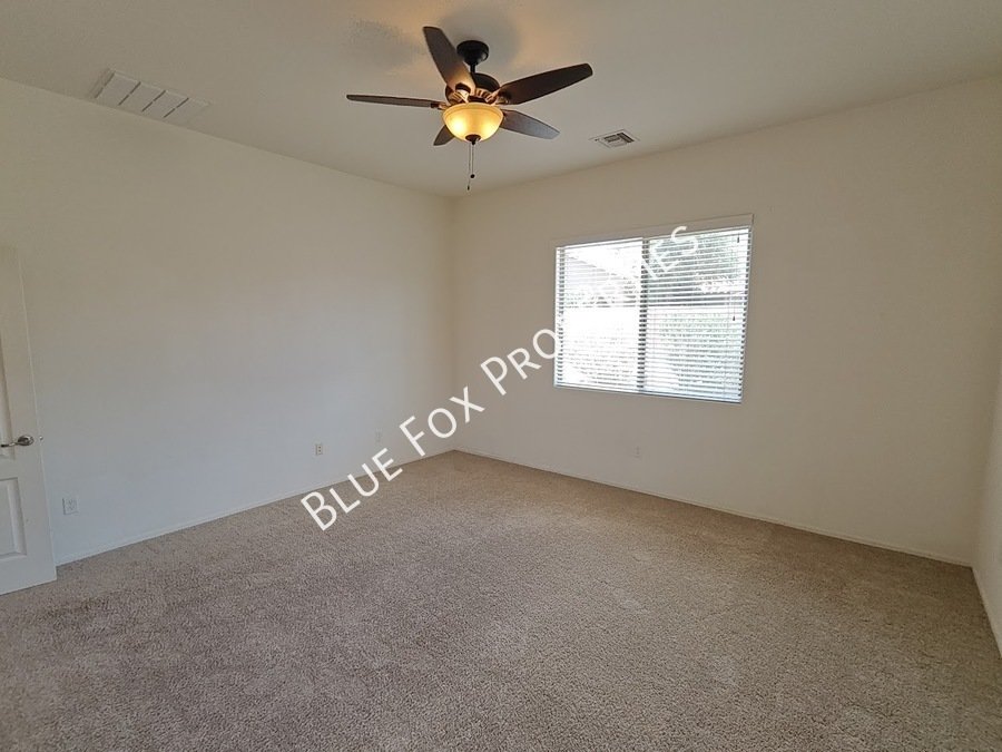 Gorgeous home in Sahuarita, enjoy all of the amenities the community has to offer! property image