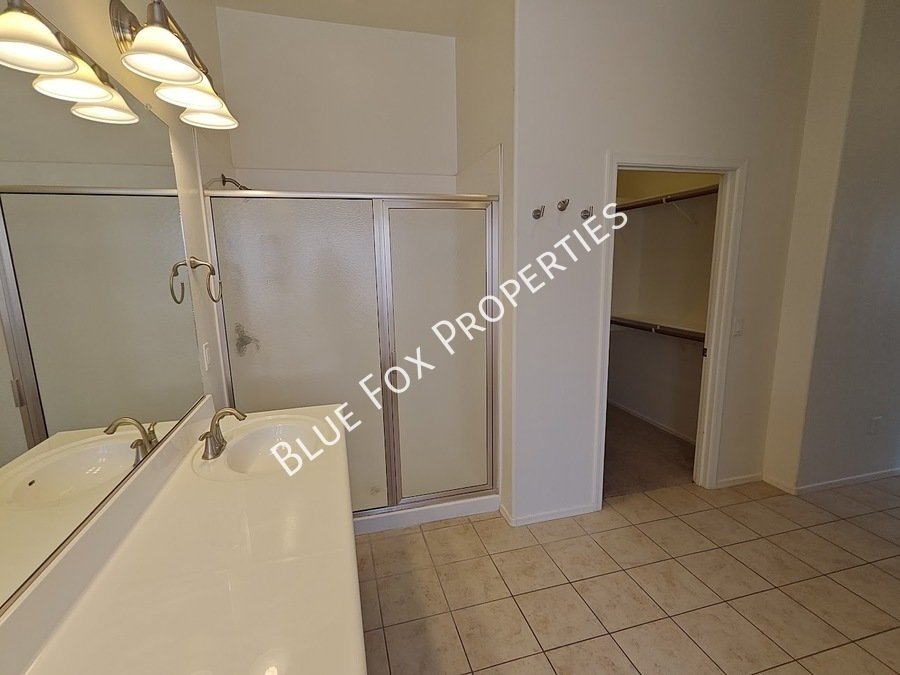 Gorgeous home in Sahuarita, enjoy all of the amenities the community has to offer! property image