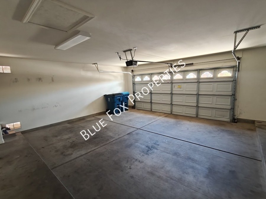 Gorgeous home in Sahuarita, enjoy all of the amenities the community has to offer! property image