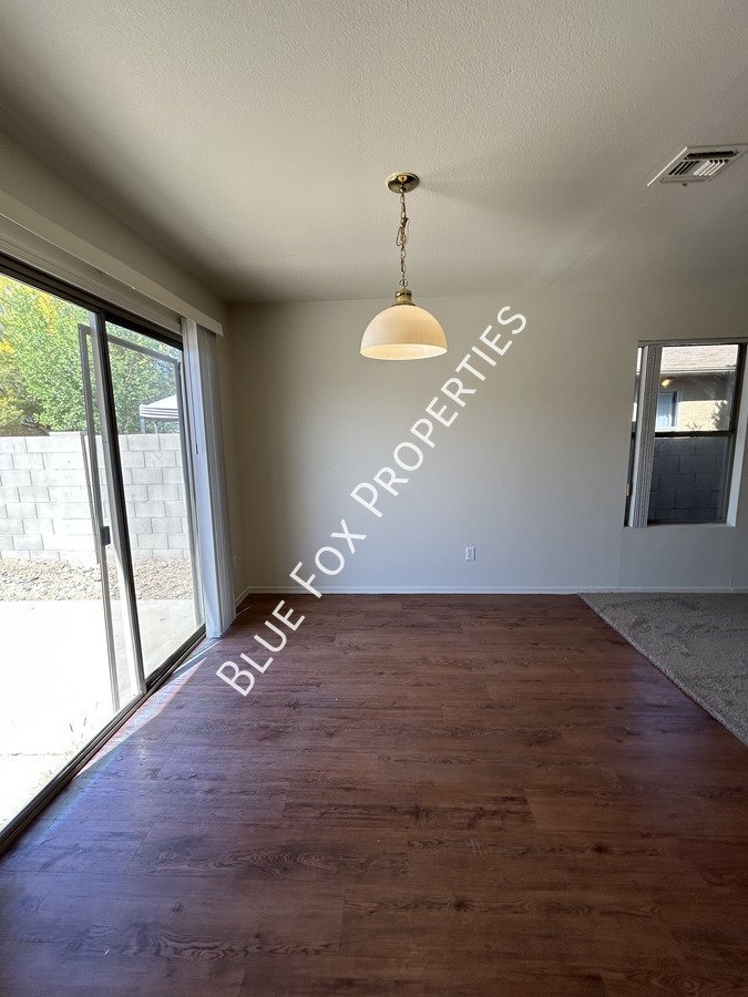 Beautiful 3 bed 2 bath Home! property image