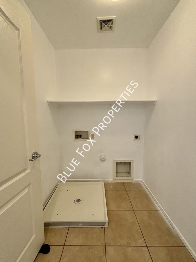 3534 W Goshen Dr property image